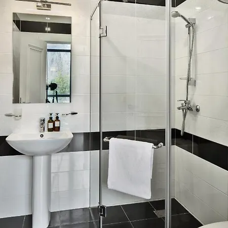 Modern Apartment In Dilijan With Great View Exterior photo